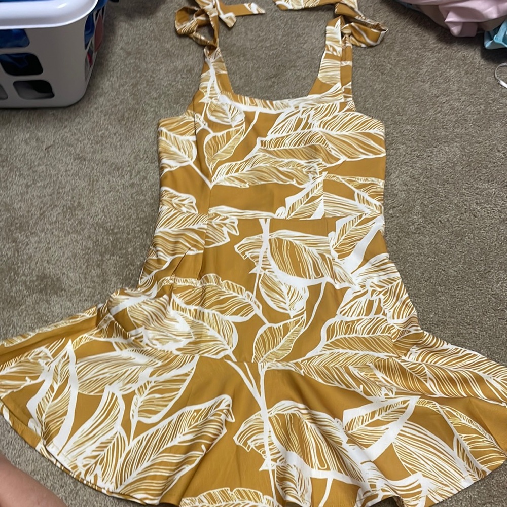 NWOT blooming jelly dress!